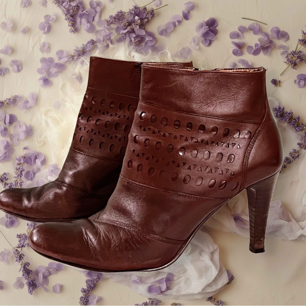 Elegant Brown Leather Ankle Boots